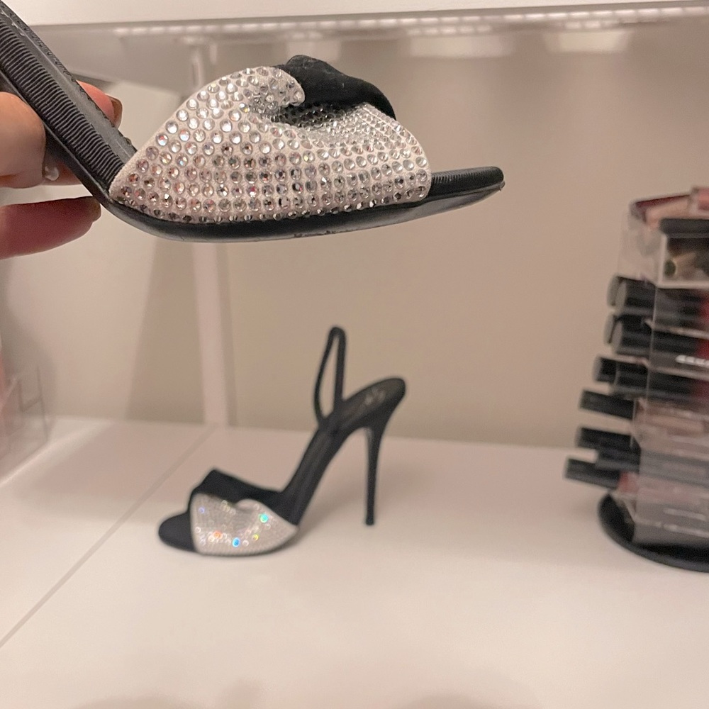 Gorgeous Giuseppe zanotti crystal sling backs . Like new ! 💎